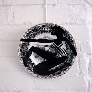 Assiette Parlante - Isabelle Hayman