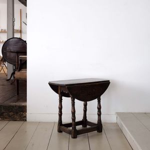 18th Century Drop Leaf Side Table