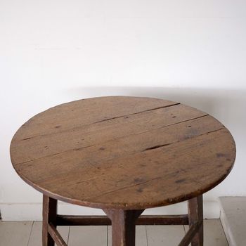 Early 19th Century Cricket Table