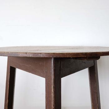 Early 19th Century Cricket Table