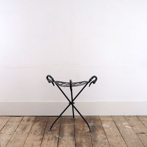 Swan Head Stool