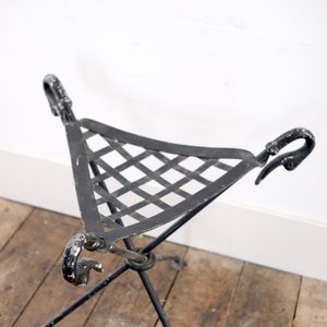 Swan Head Stool