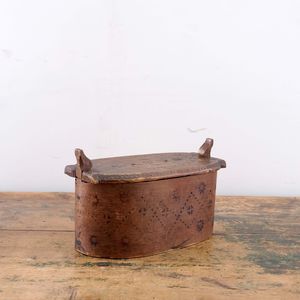 Antique Folk Art Swedish Trinket Box