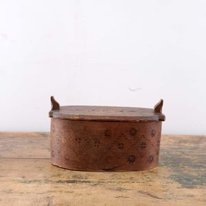 Antique Folk Art Swedish Trinket Box