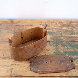 Antique Folk Art Swedish Trinket Box